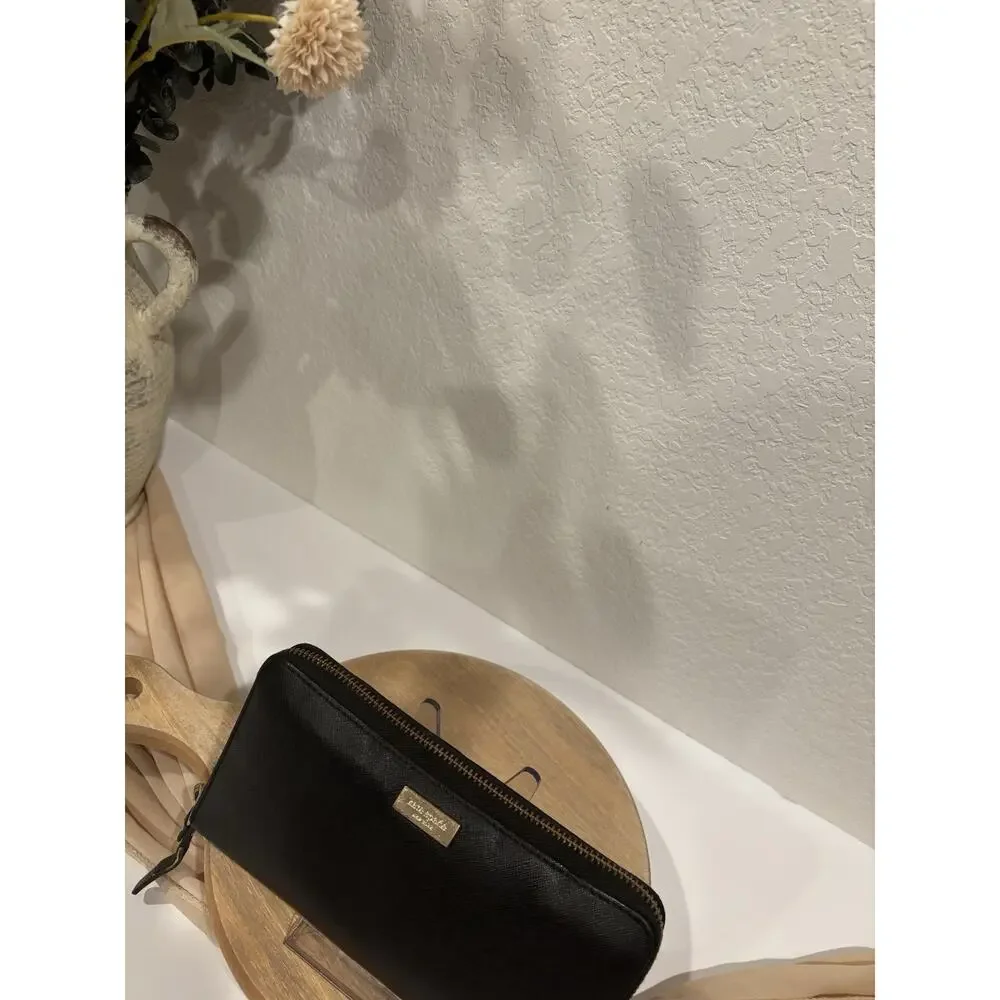 Kate Spade New York Black Solid Logo Zip-Around Wallet Credit Card Holder